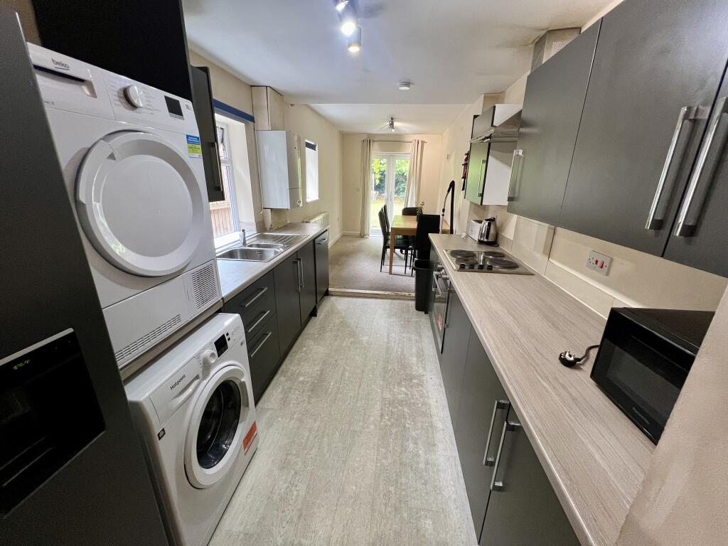 House in Birmingham, Selly Oak - View 5