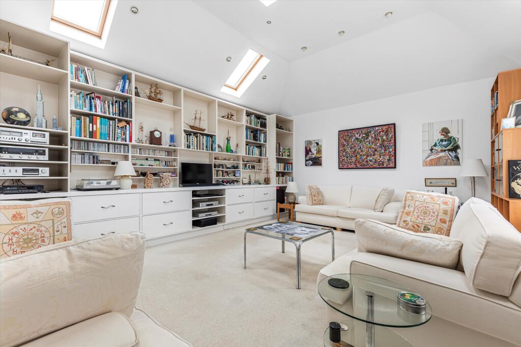 House in London, Strawberry Hill - View 3