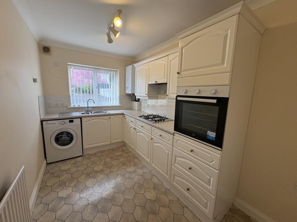 Exeter Park Road, Bournemouth, Dorset, BH2 - View 2