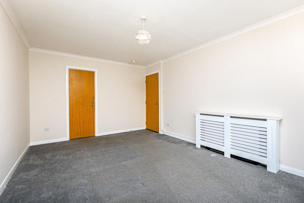 Apartment in Hamilton, Low Waters - View 4
