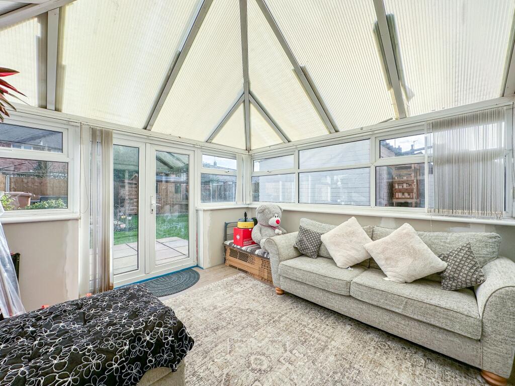 House in Wirral, Liverpool City Region - More