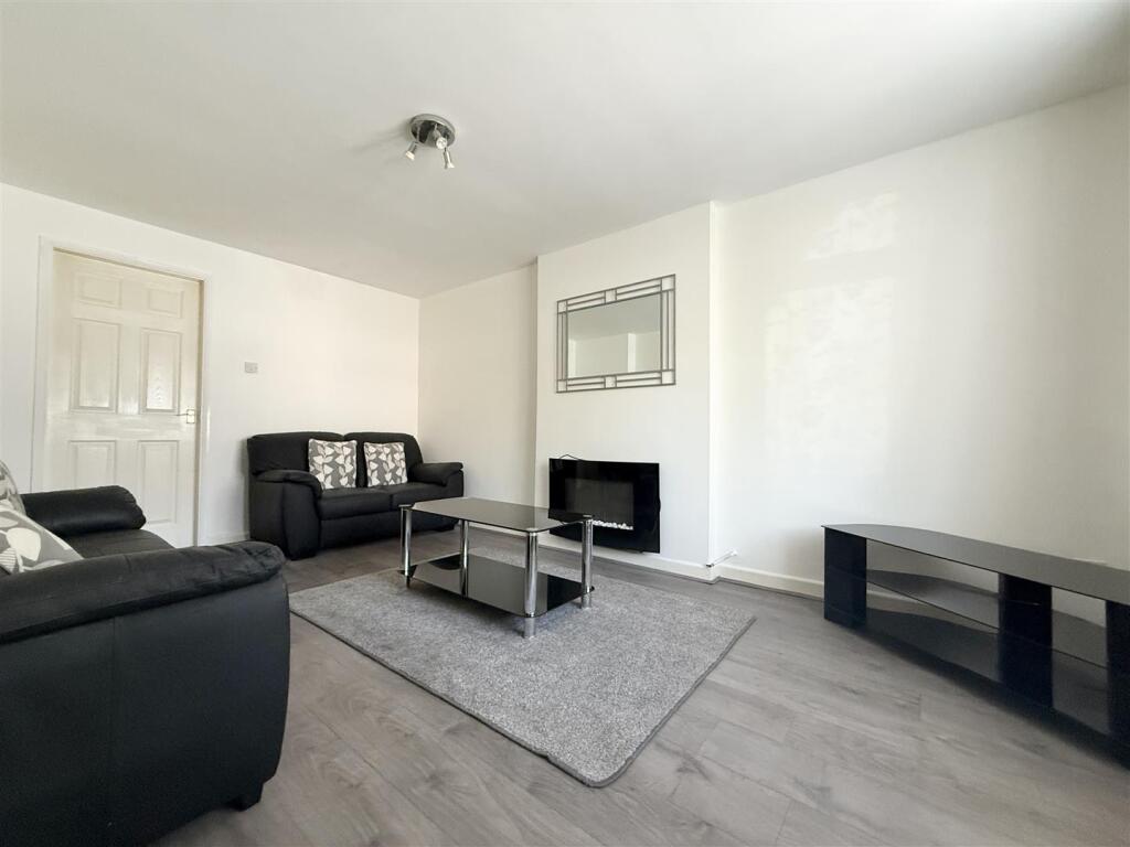 House in Leicester - More