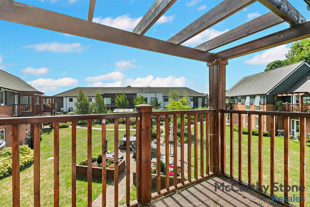 Jackson Place, Fields Park Drive, Alcester, Warwickshire, B49 6GR