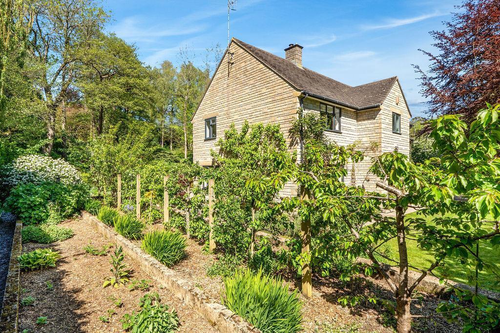House in Stroud, Uley - View 5