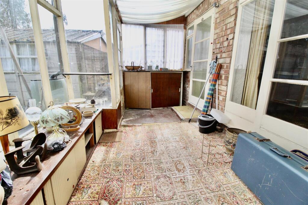 House in Solihull, Kingshurst - More