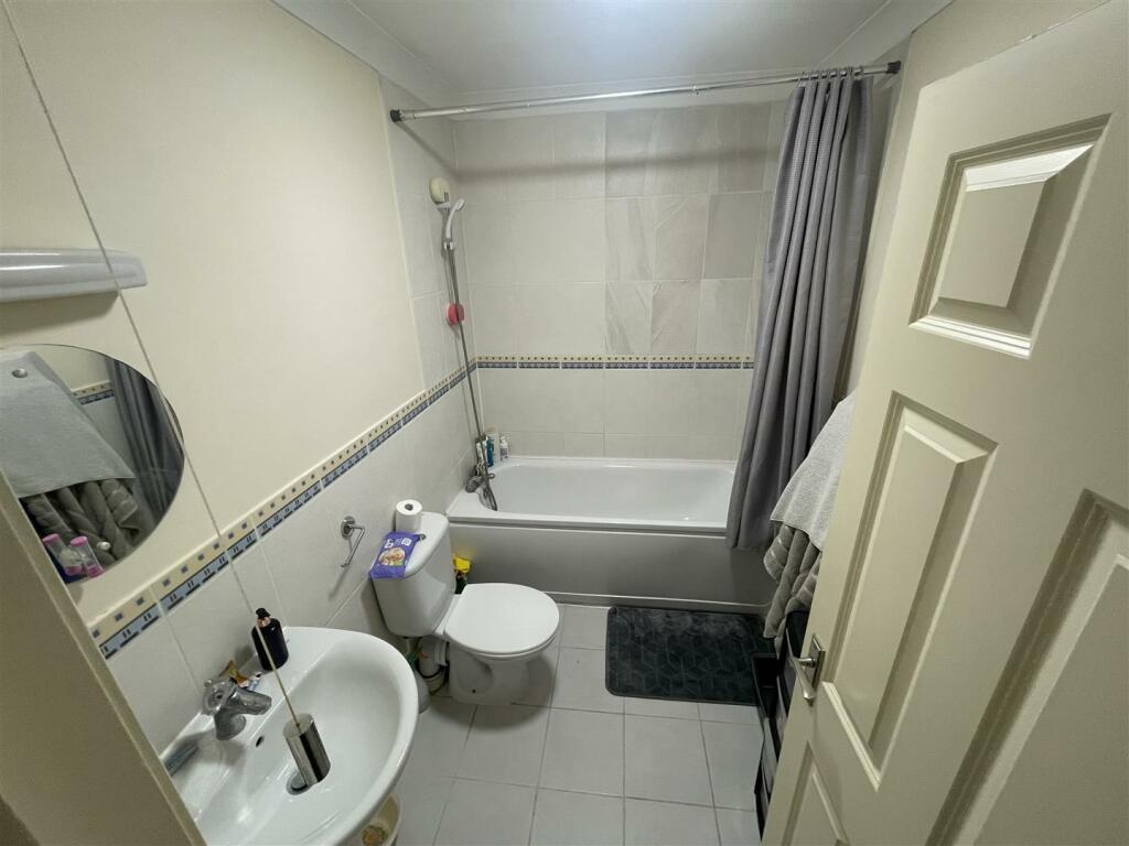 15 Portchester Road. photo 4