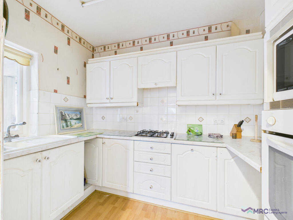 House in Hull - View 5