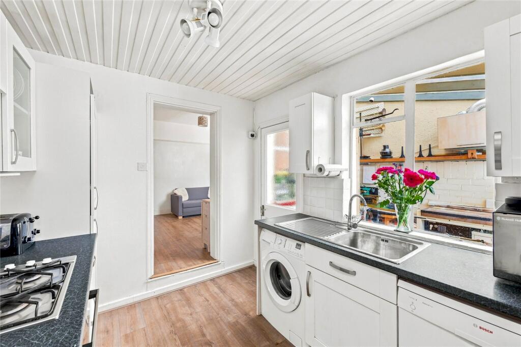 House in Milton Keynes - View 5