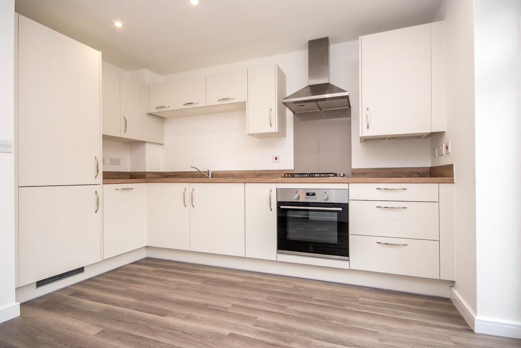 House in Northampton - View 5