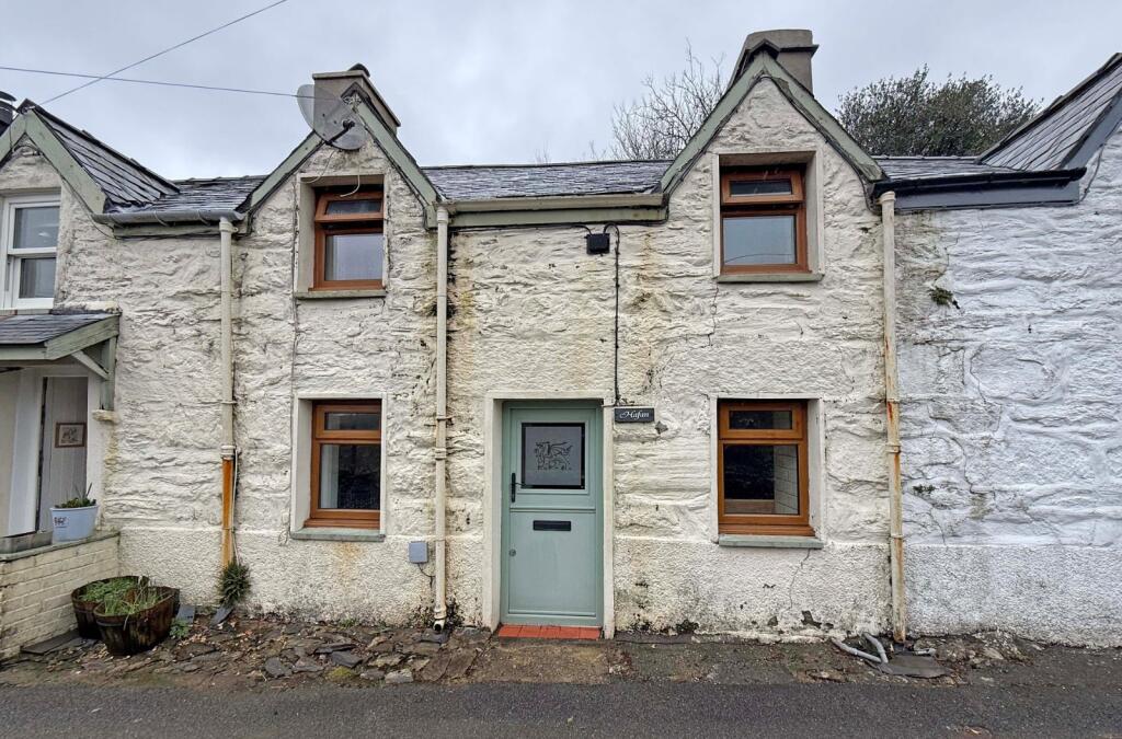 Main image of property: Cae Clyd, Manod, Blaenau Ffestiniog, Gwynedd, LL41