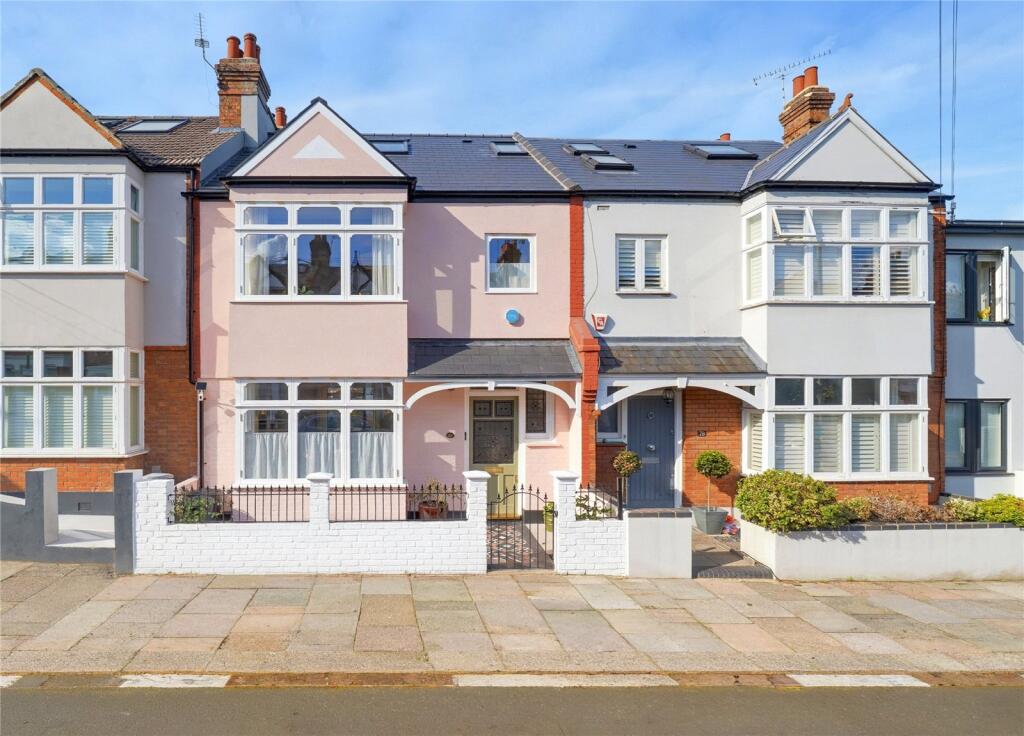House in London - View 2