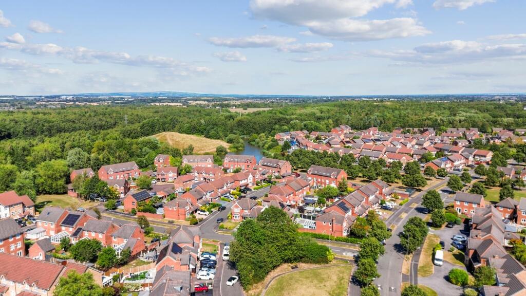 House in Warrington - View 4