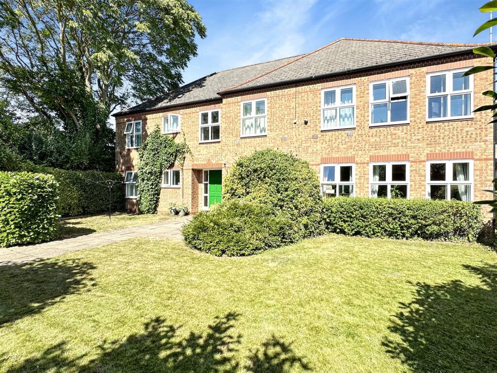 Main image of property: St. Andrews Road, Cambridge