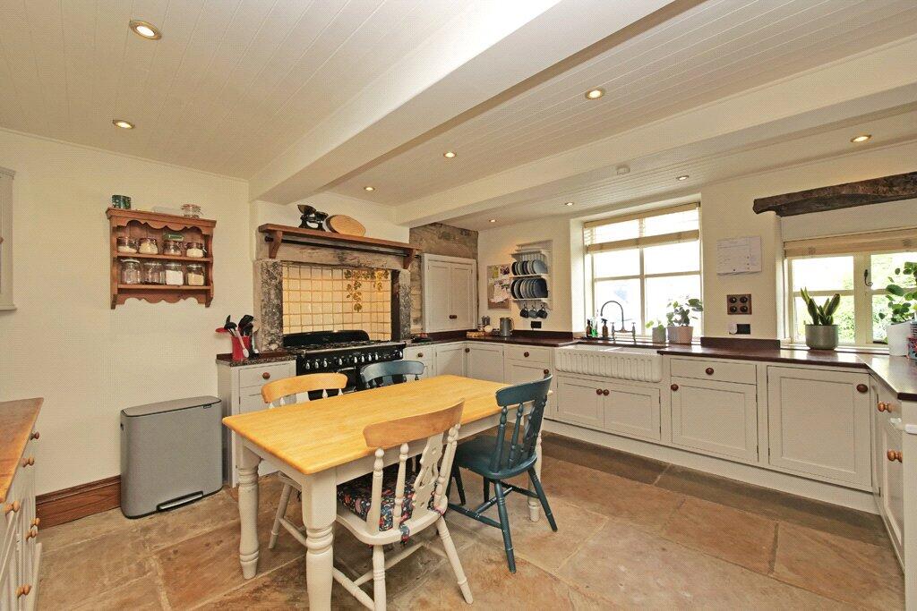 8 Gordon Terrace, Cononley, BD20 8NQ - View 4