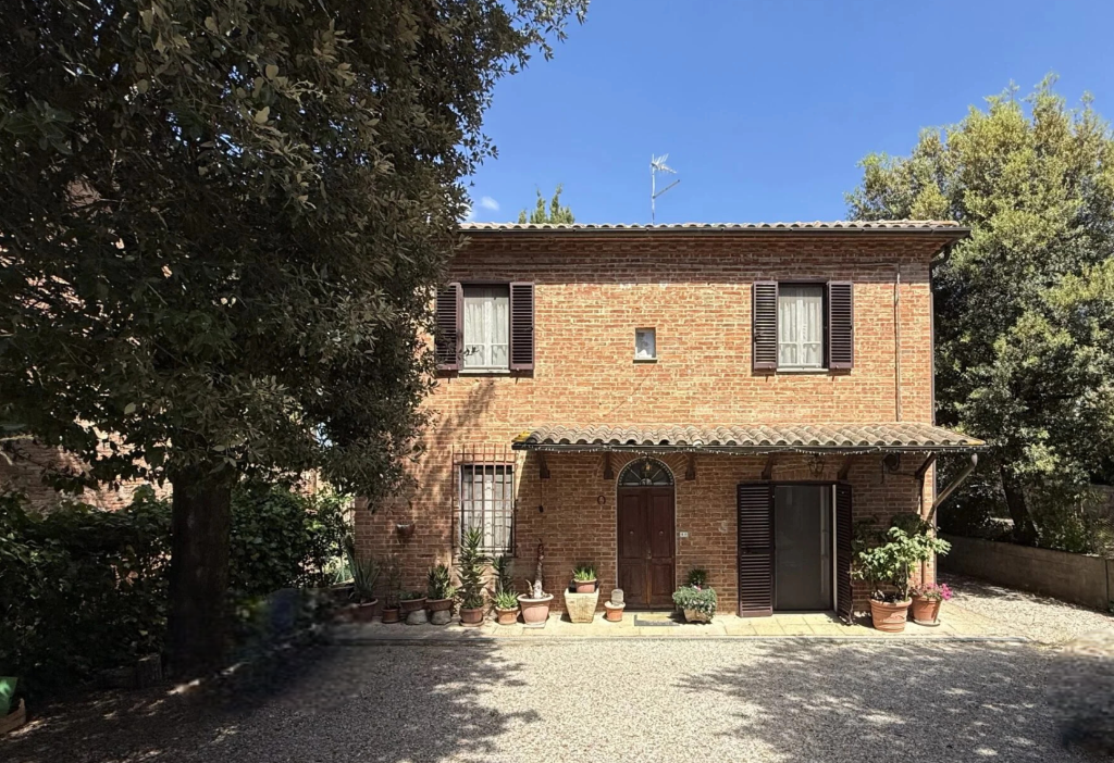 Main image of property: Castiglione del Lago, Perugia, Umbria