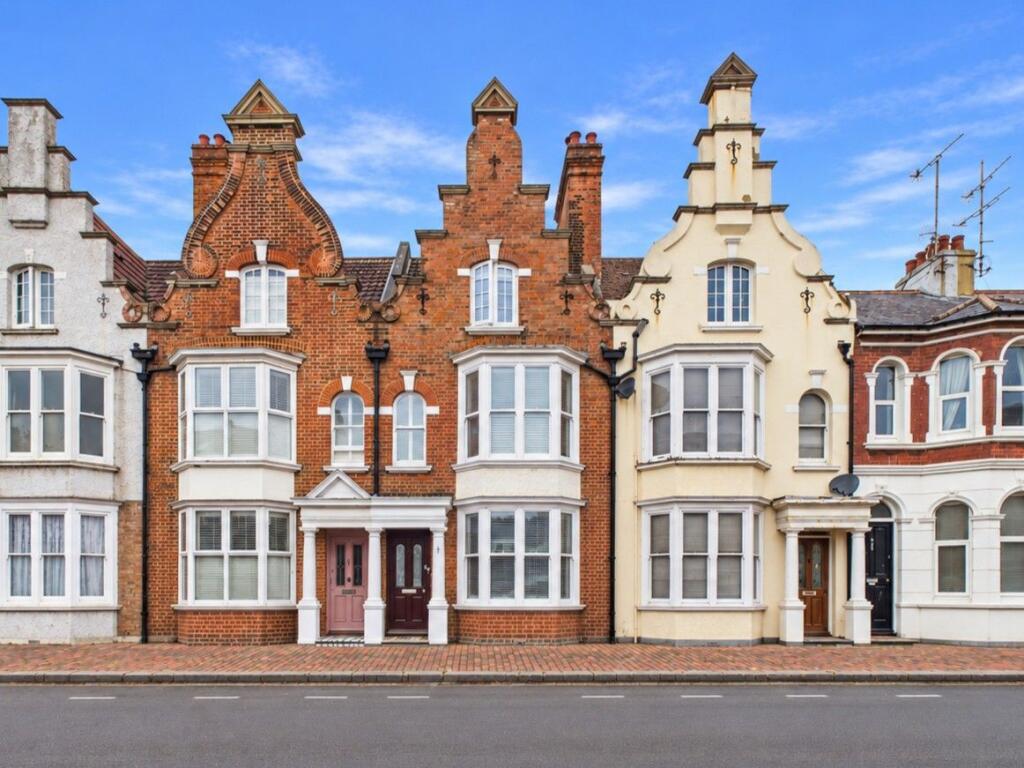 Main image of property: York Road, Worthing, BN11 3EN