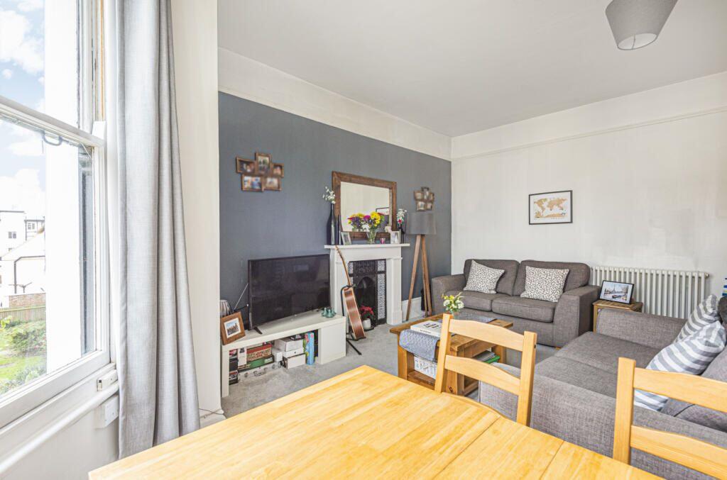Apartment in London - View 5