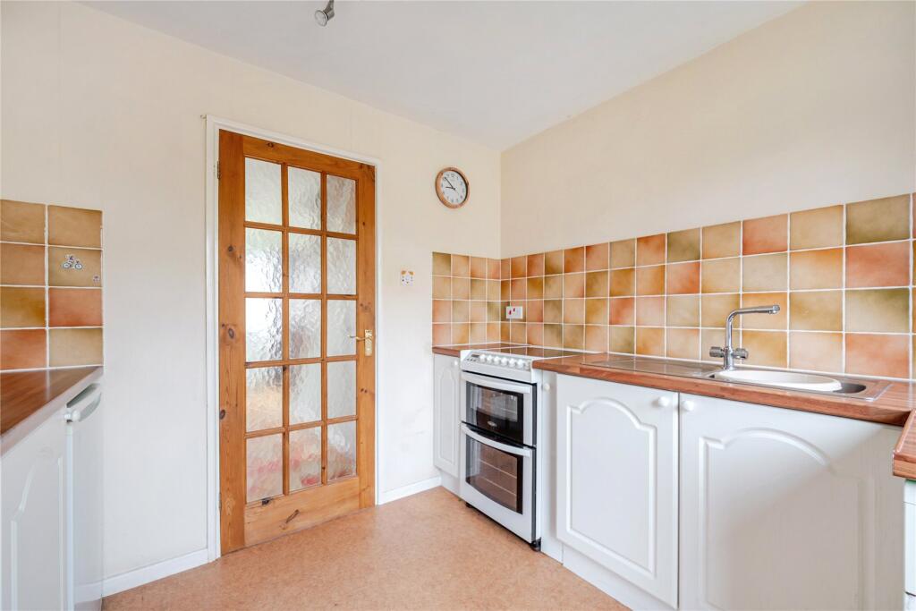 House in Waverley, Haslemere - View 2