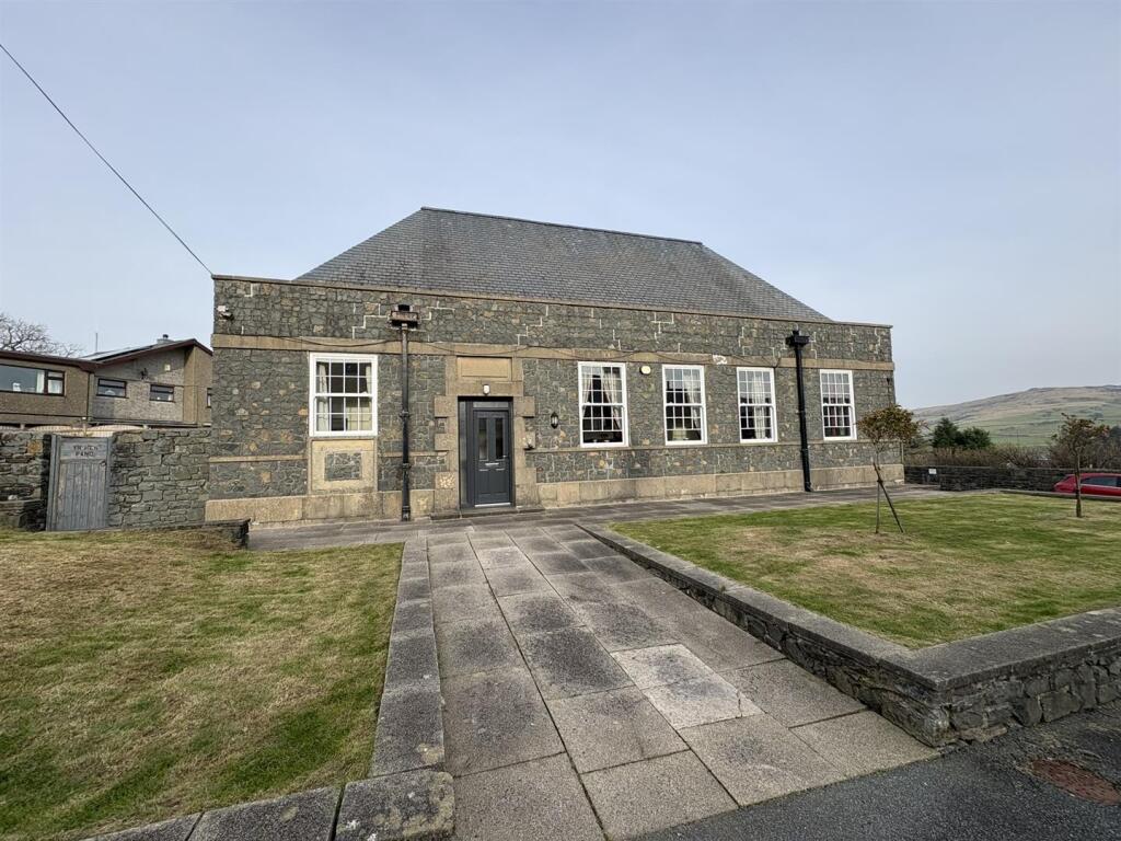 Main image of property: Trawsfynydd, Blaenau Ffestiniog