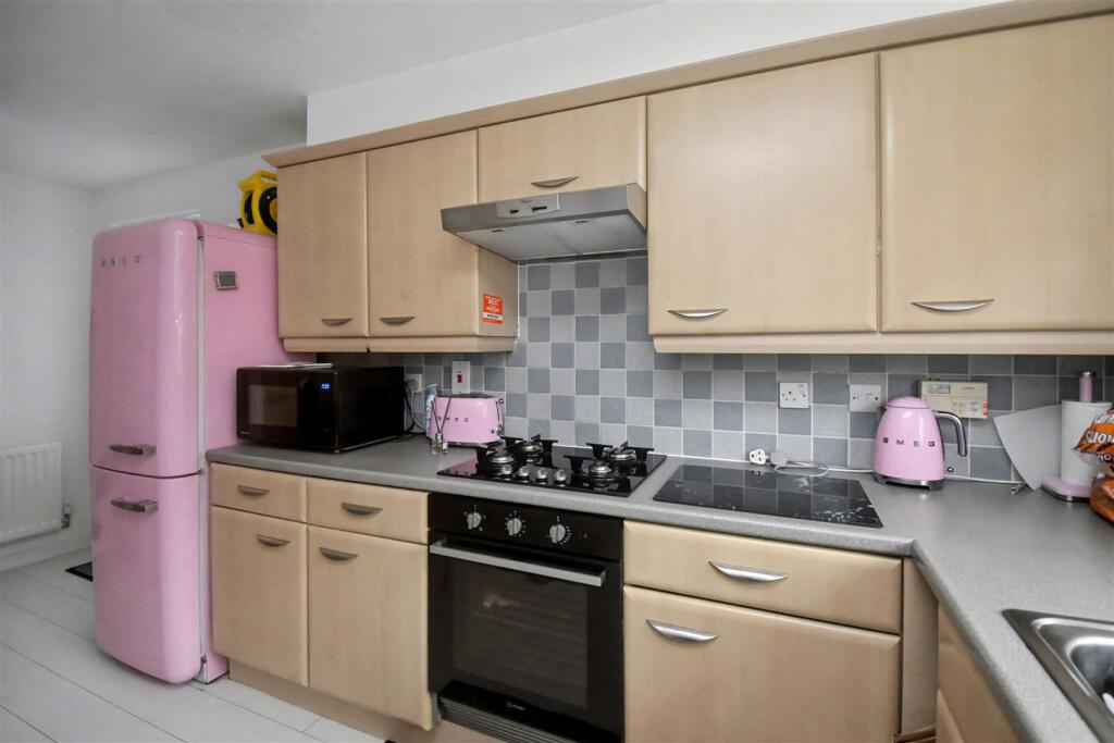 House in Corby, North Northamptonshire - More