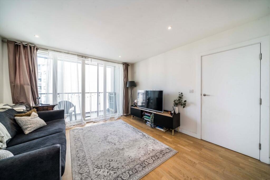 Apartment in Twickenham - View 4