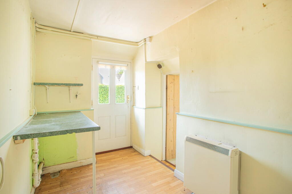 House in Swindon - View 5