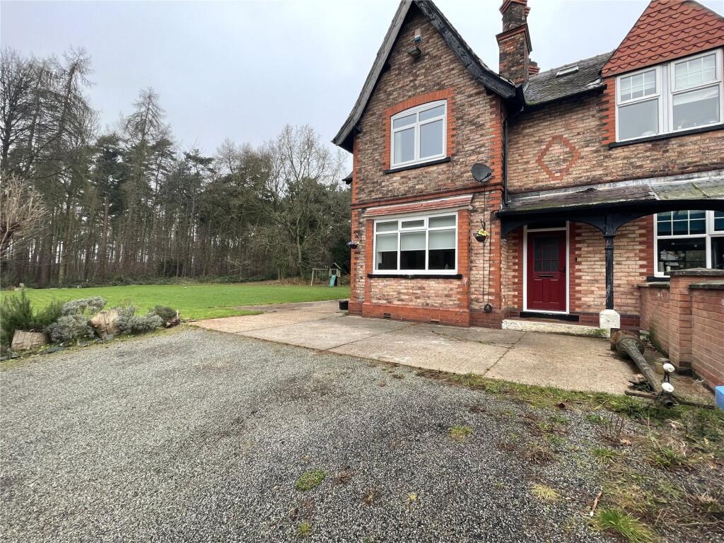 Main image of property: Forest Road, Elkesley, Retford, Nottinghamshire, DN22
