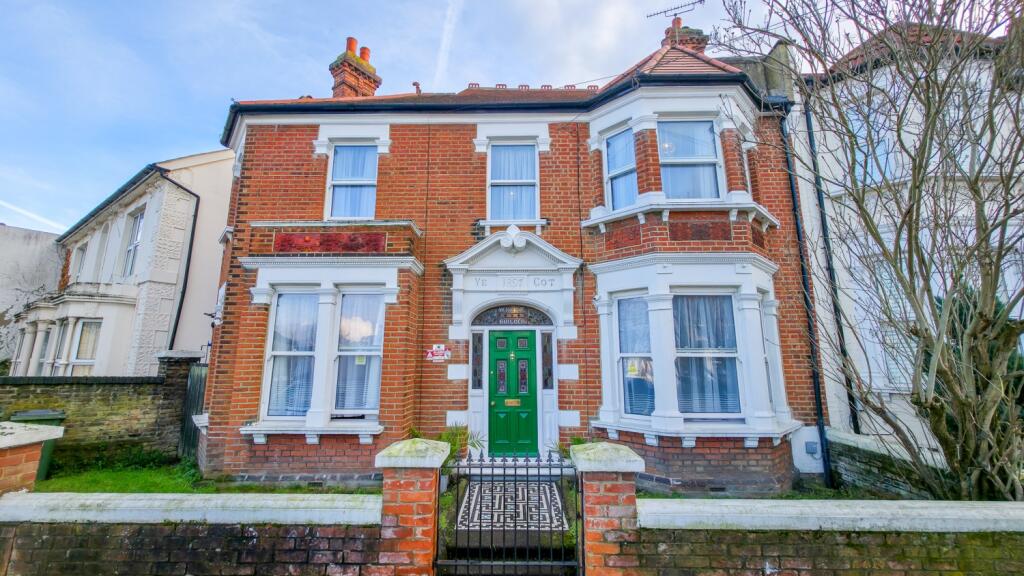 Main image of property: Chestnut Rise, Plumstead, London, SE18