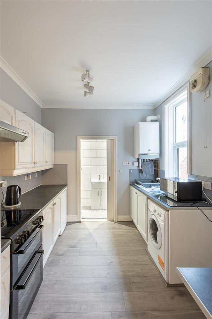 Apartment in Newcastle upon Tyne - More