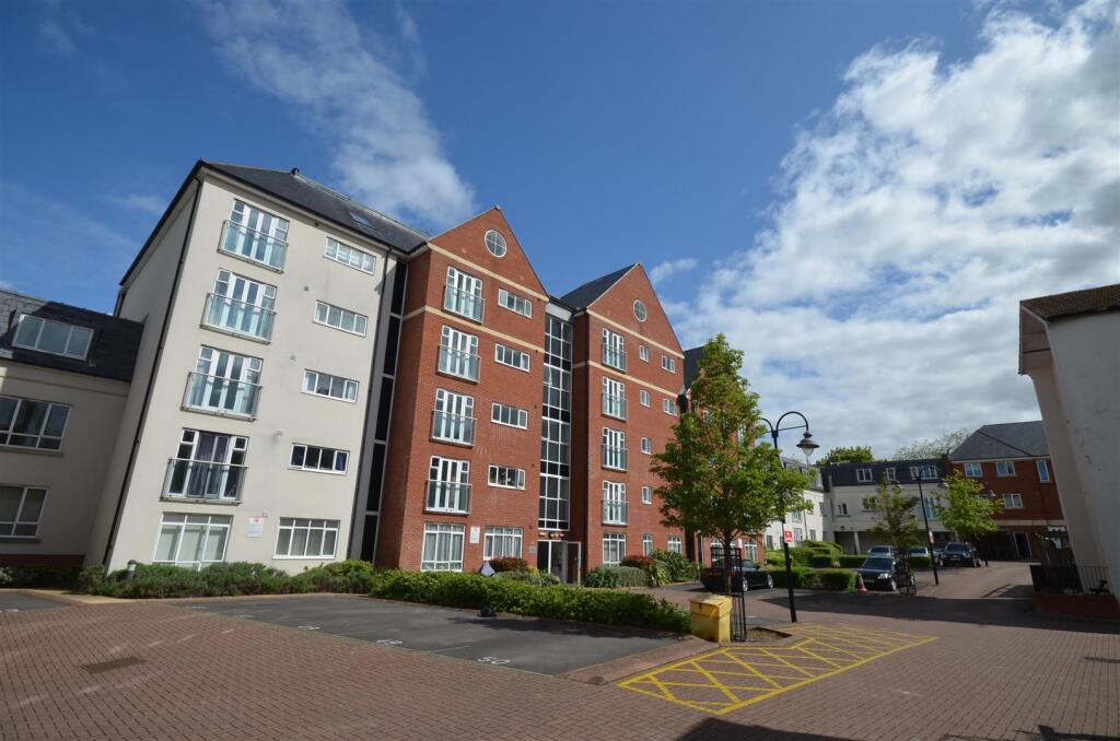 Main image of property: Ushers Court, Trowbridge