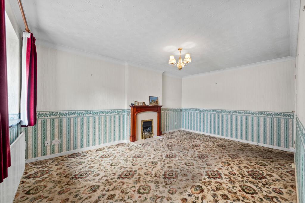 House in Leigh, Bedford - View 4
