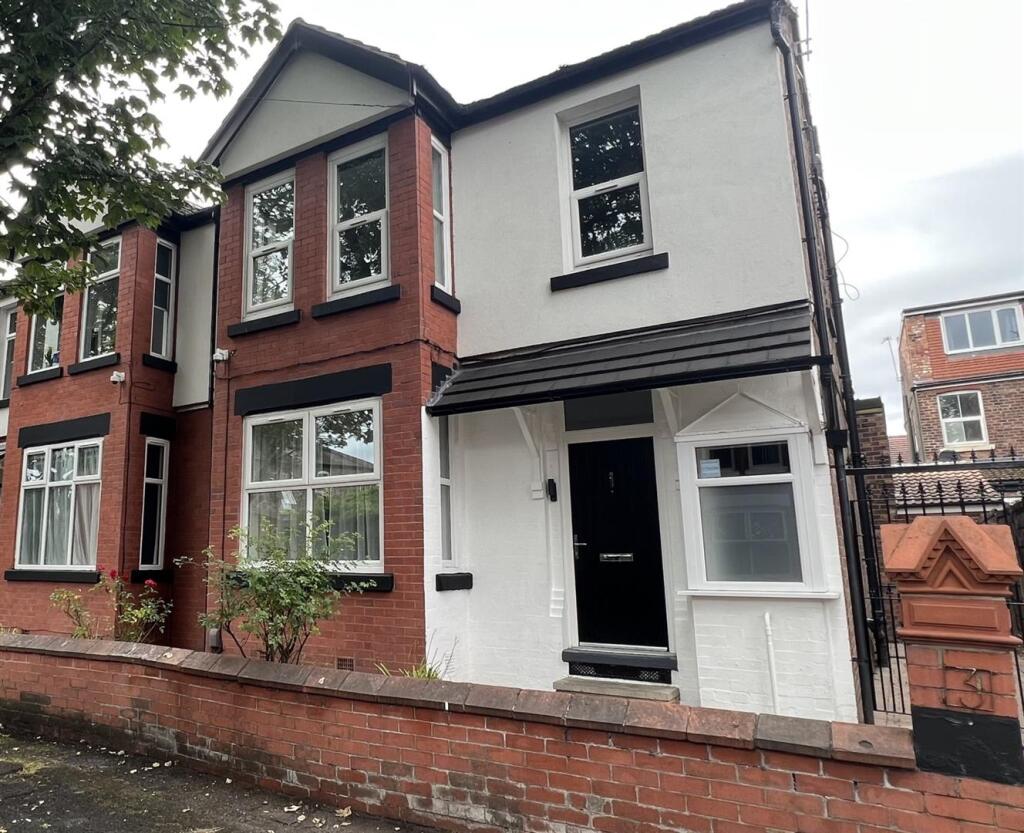 Main image of property: £163pppw, Linden Grove, Fallowfield