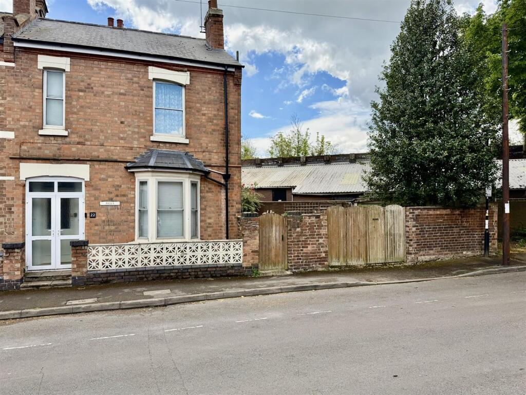 Main image of property: Camberwell Terrace, Leamington Spa