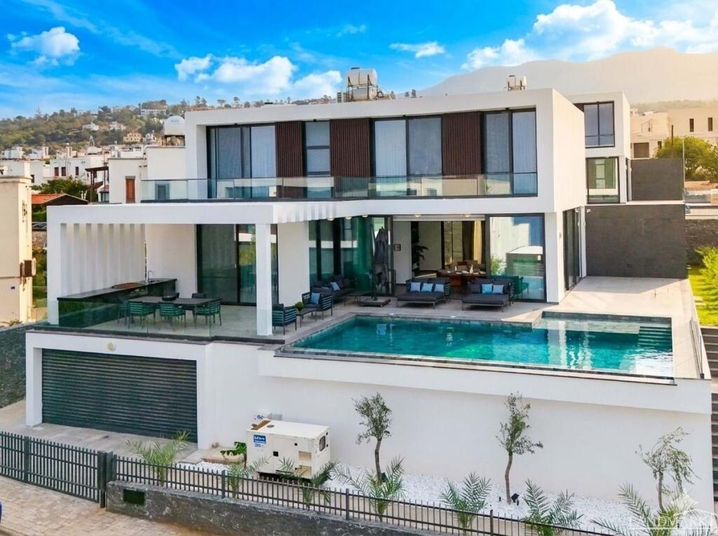 Main image of property: Kyrenia/Girne, Esentepe