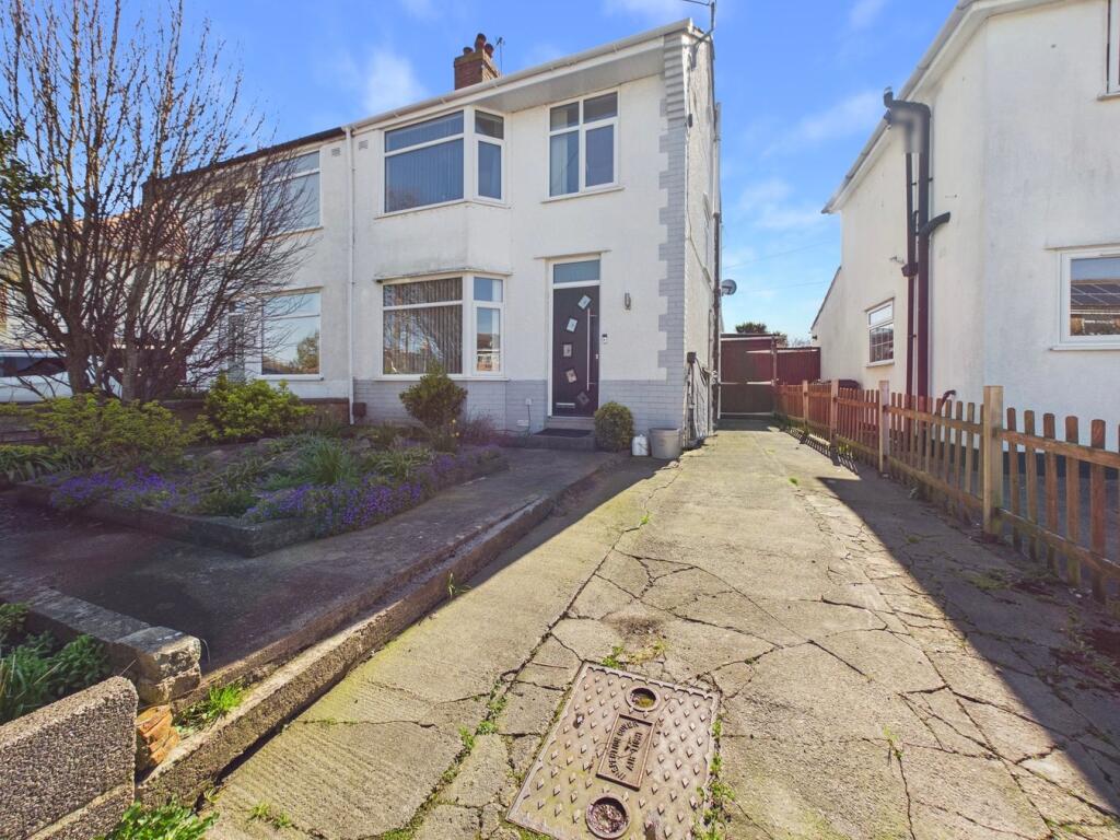 Main image of property: Madam Lane, Worle, Weston-Super-Mare, BS22