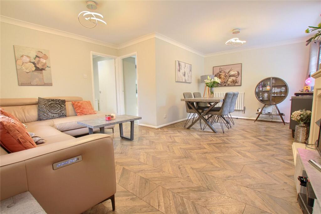 House in Thornaby-on-Tees, Stainsby Hill, Thornaby - View 3