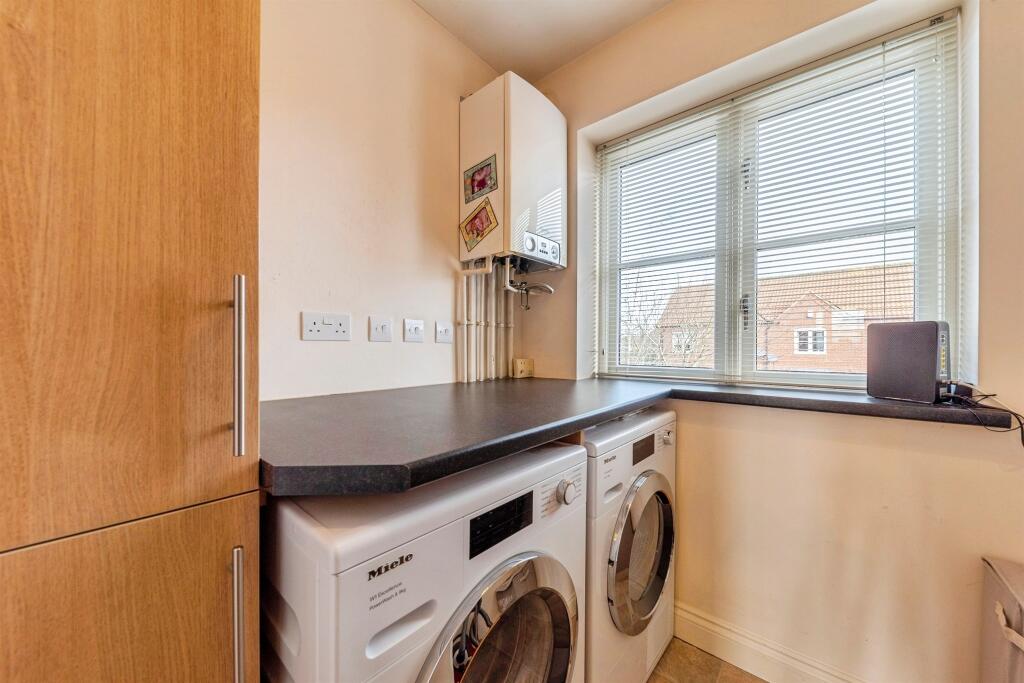 Moreton Close, Great Gonerby, Grantham - More