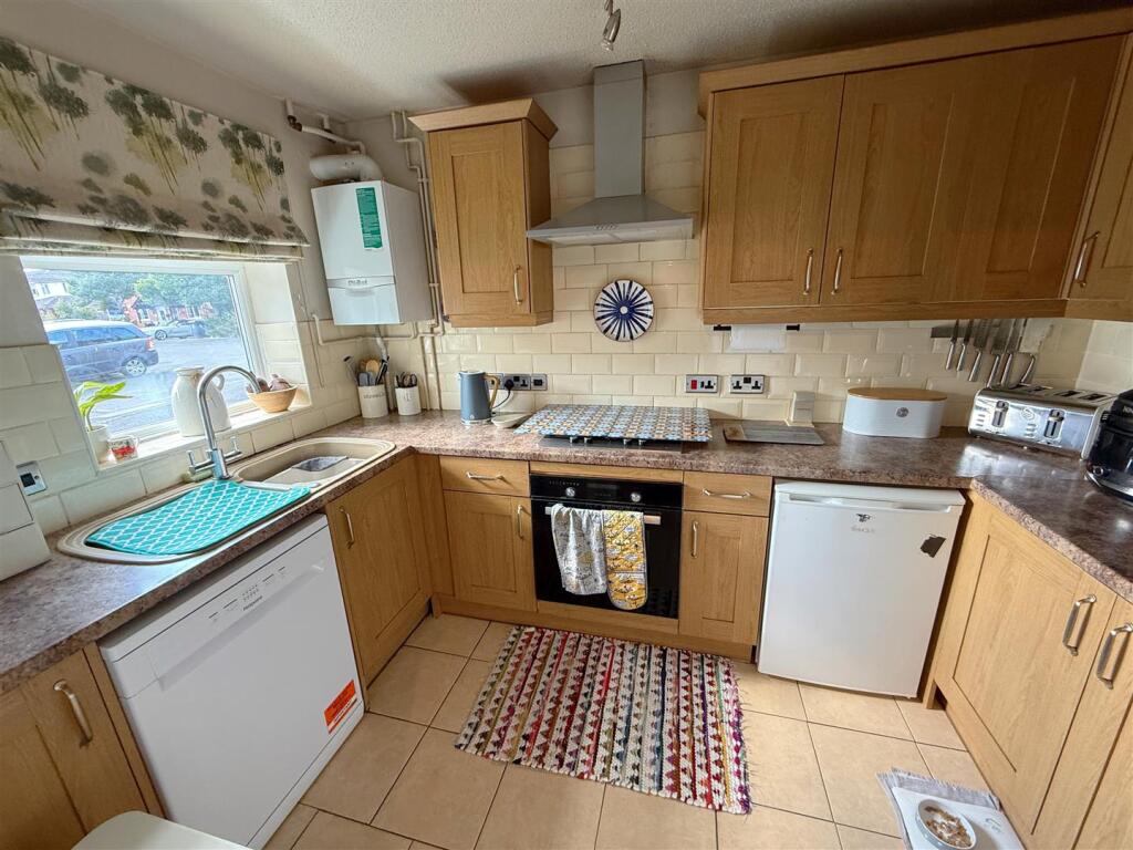 Additional image 3 of Scott Close, Bidford-on-Avon, Alcester