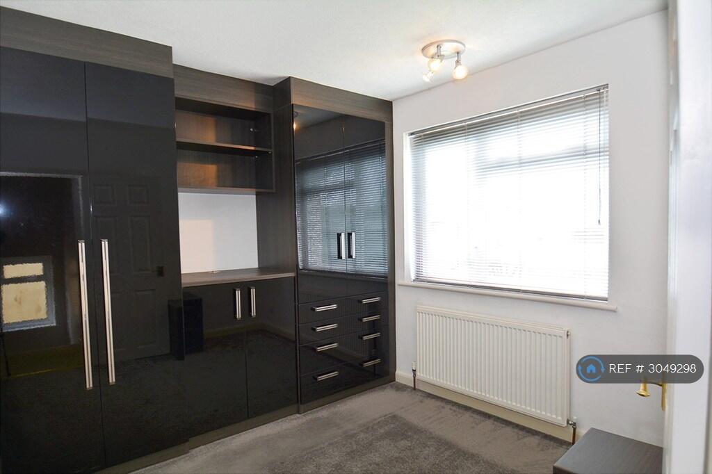 House in Harrow - View 4