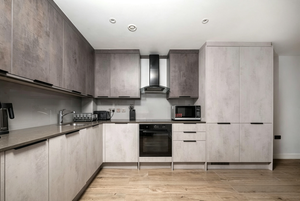 Apartment in London - View 5