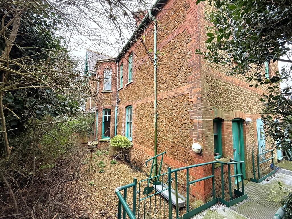 Main image of property: Hunstanton