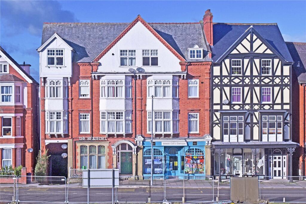 Main image of property: The Beaufort, Temple Street, Llandrindod Wells, LD1