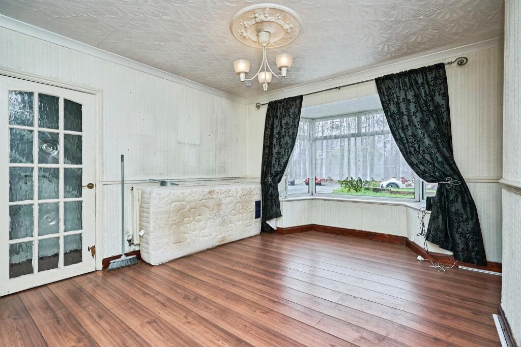 House in Walsall - More