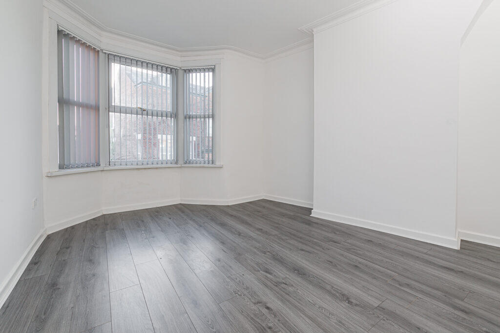 Main image of property: 45 Hampstead road, Liverpool, L6 8NG