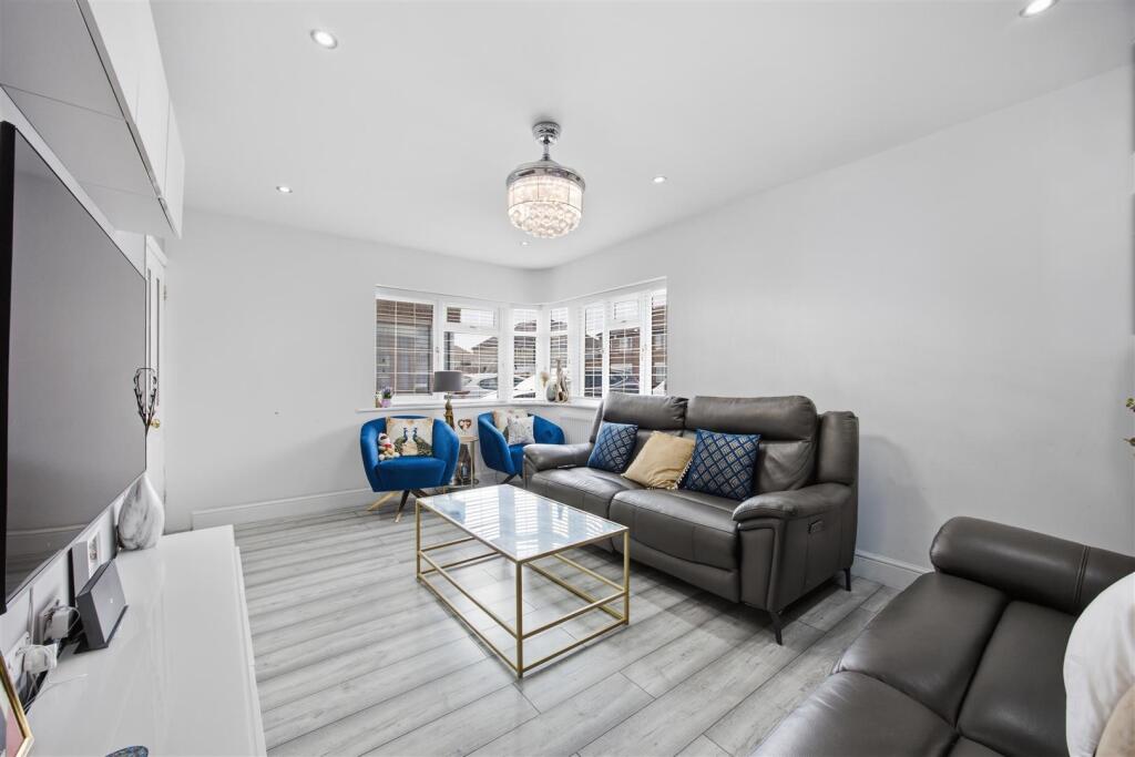 House in London - View 3