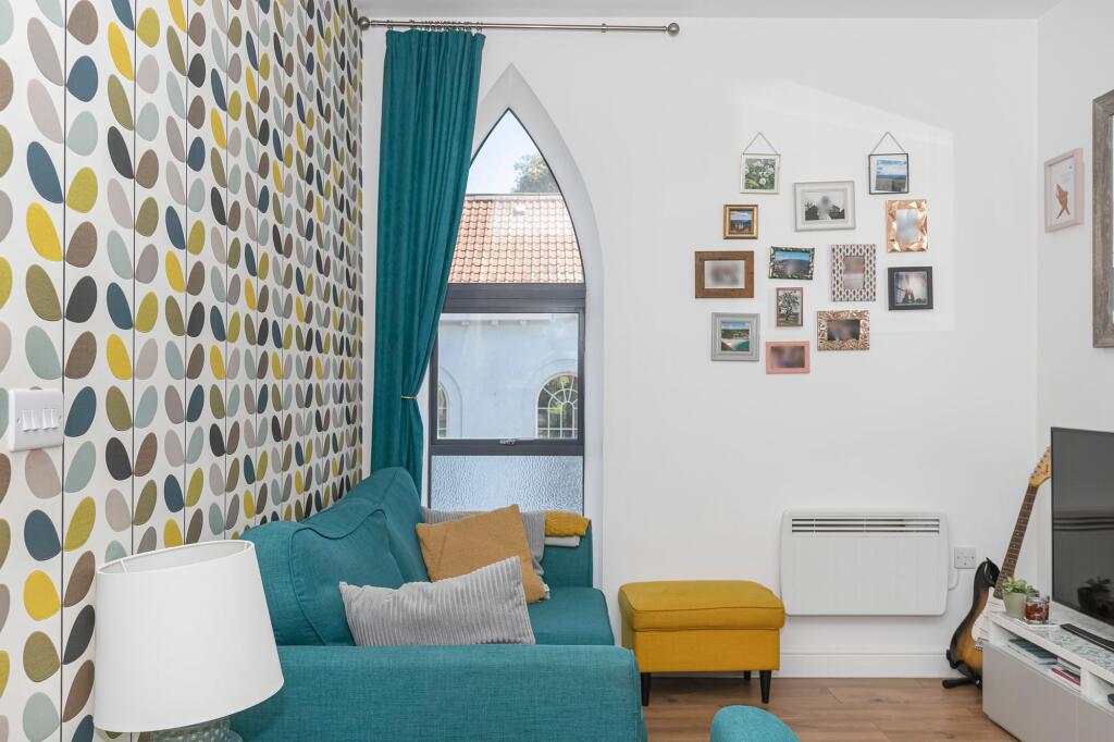 Main image of property: Fishponds Road, Fishponds, BS16