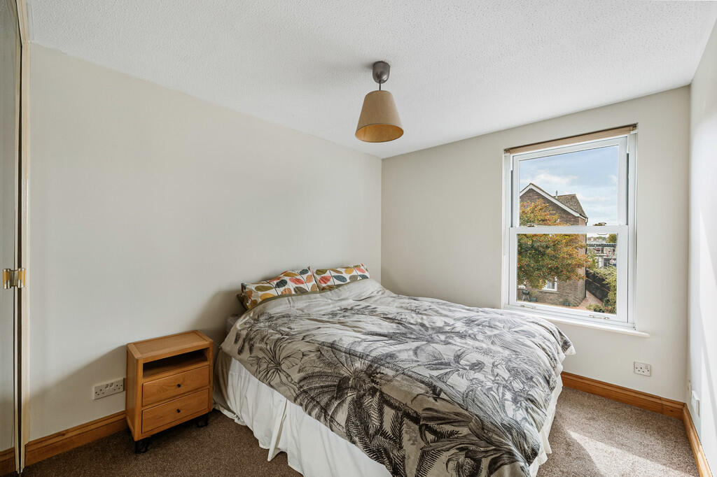 Apartment in London - View 4