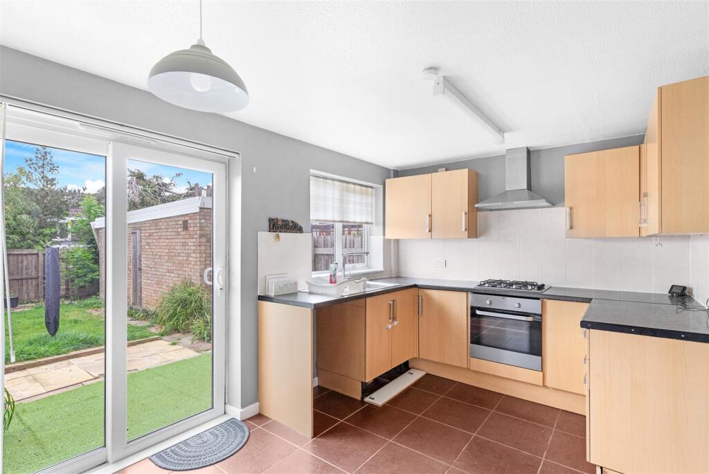 Douglas Court, Kettering - View 5
