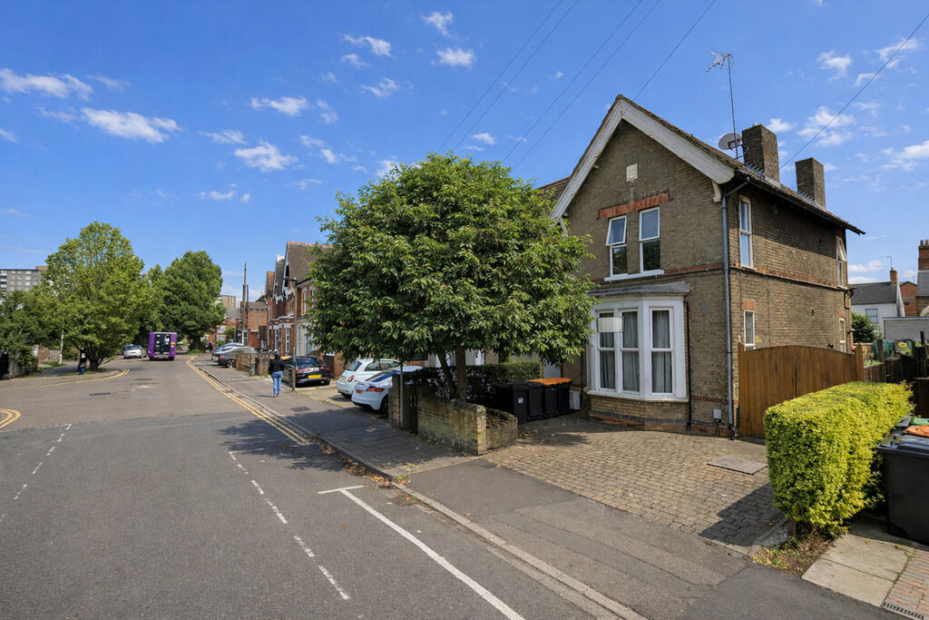 Main image of property: Woburn Road, Bedford