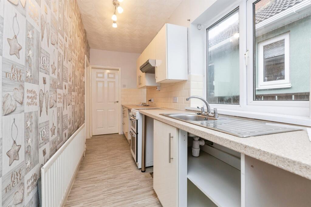 34, Hardwick Street photo 2